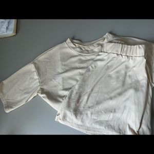 Matching 2 piece set, crème color